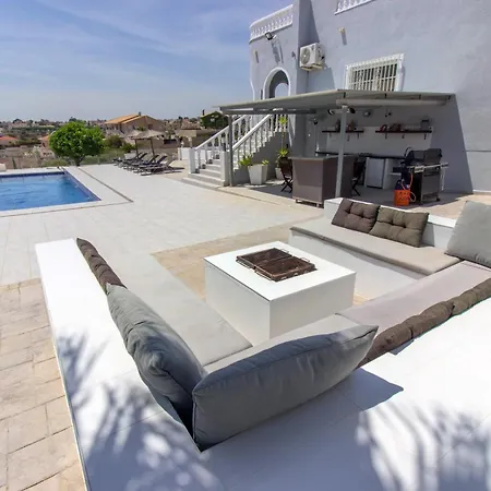 Sr85 Spacious In La Escuera With Private Pool Villa